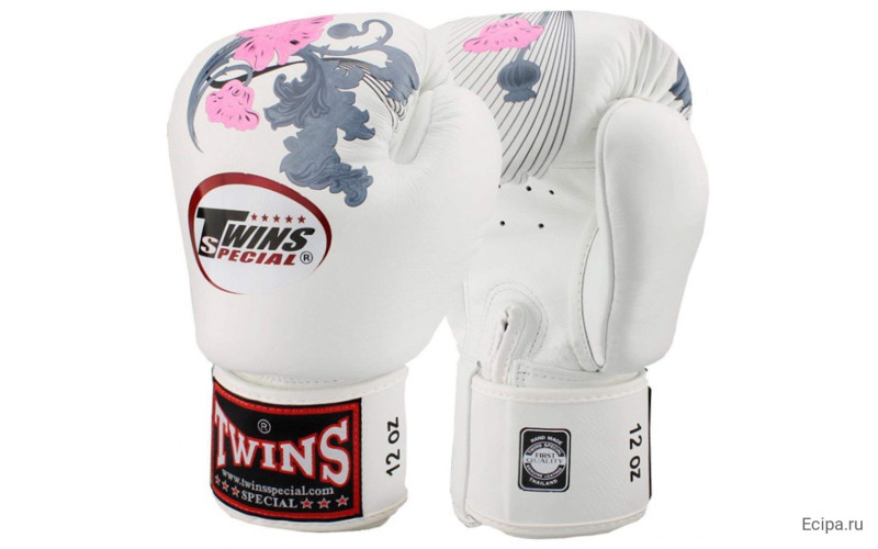 Боксерские перчатки Twins FBGVL3-13 white 12 oz