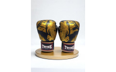 Боксерские перчатки TWINS FBGVL3-49 black gold 10 oz Боксерские перчатки TWINS FBGVL3-49 black gold 10 oz